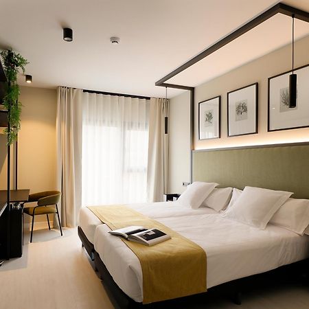 Nuvo Hotel Boutique Oviedo Bagian luar foto