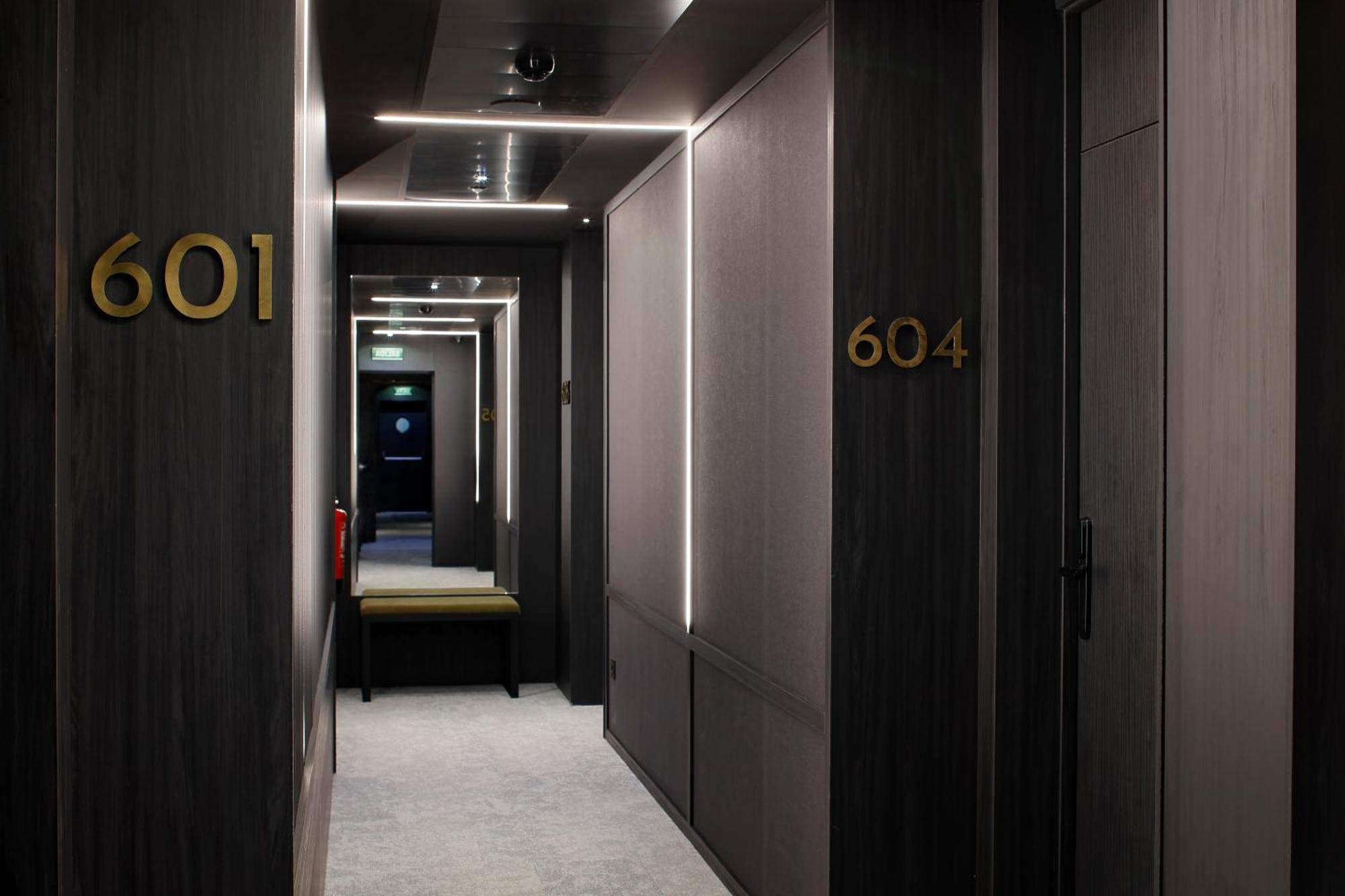 Nuvo Hotel Boutique Oviedo Bagian luar foto