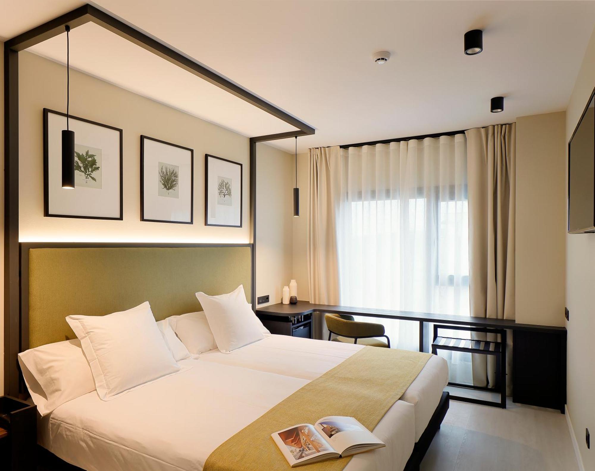 Nuvo Hotel Boutique Oviedo Bagian luar foto