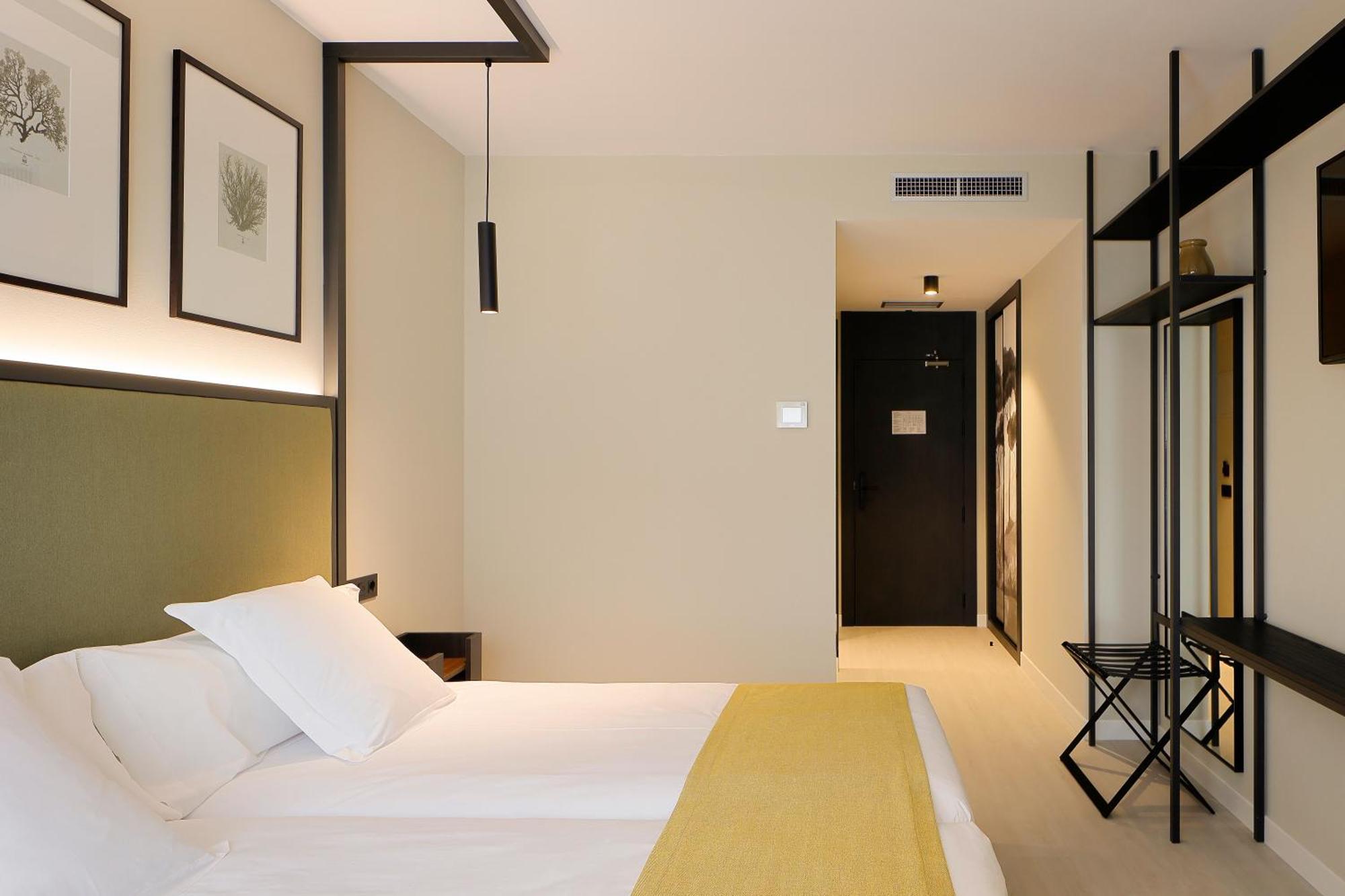 Nuvo Hotel Boutique Oviedo Bagian luar foto
